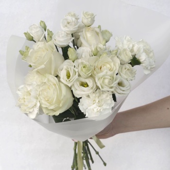 Букет "Белое трио"